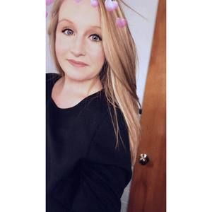 Meet your Posher, Cassie